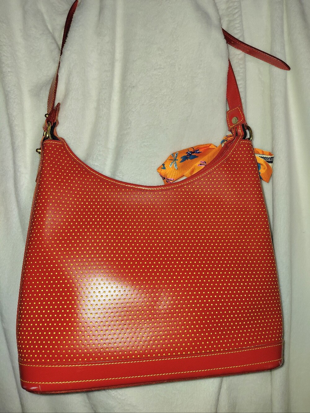 Dooney & Bourke Red/Gold Vintage Cabrio Perforated Shoulder Bag  Like New - Picture 2 of 8